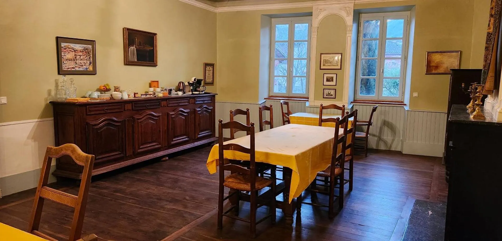 La Pelisserie, Chambres D'Hotes Saint-Antonin-Noble-Val Bed & Breakfast