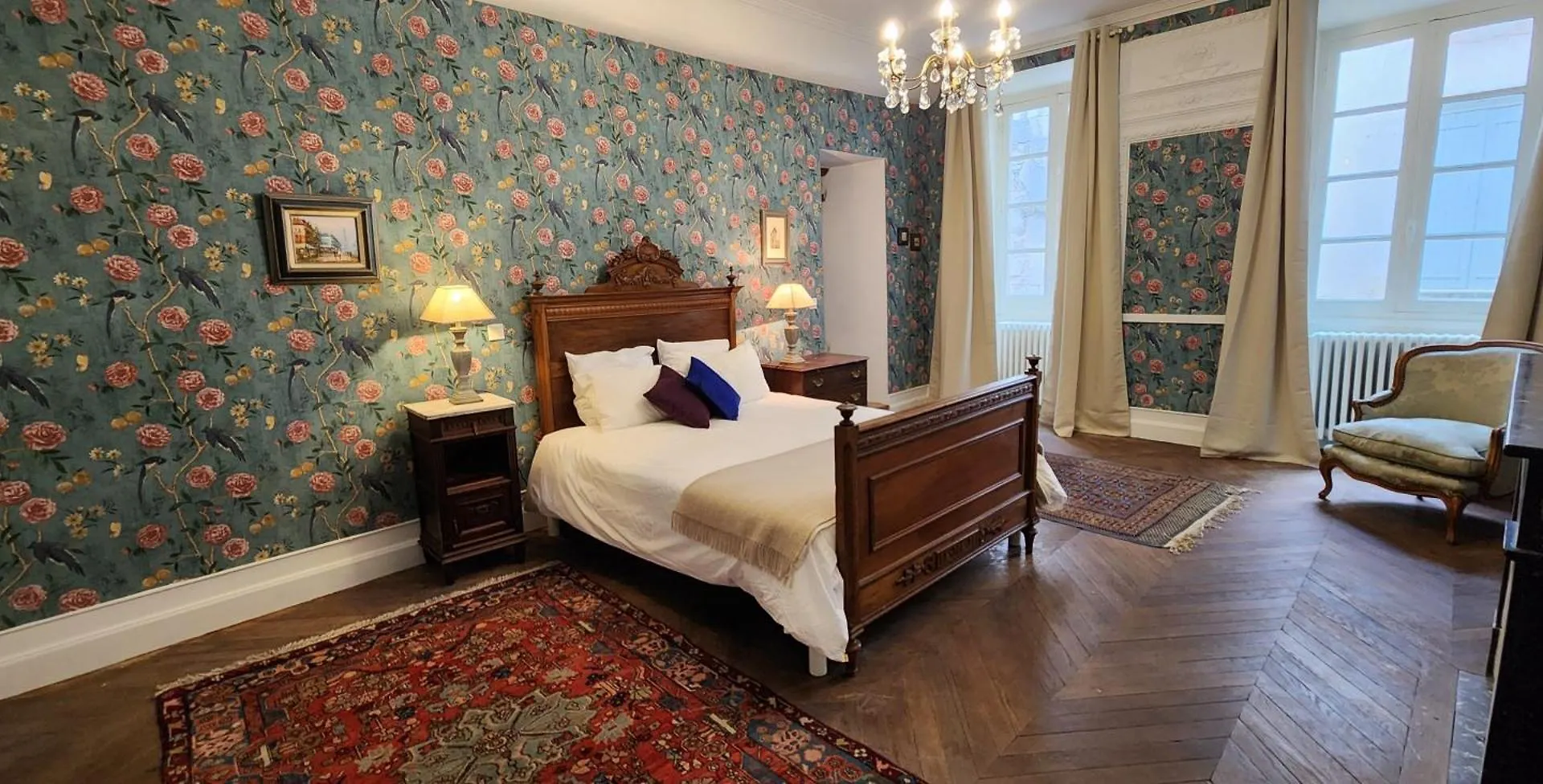 La Pelisserie, Chambres D'Hotes Saint-Antonin-Noble-Val Bed & Breakfast